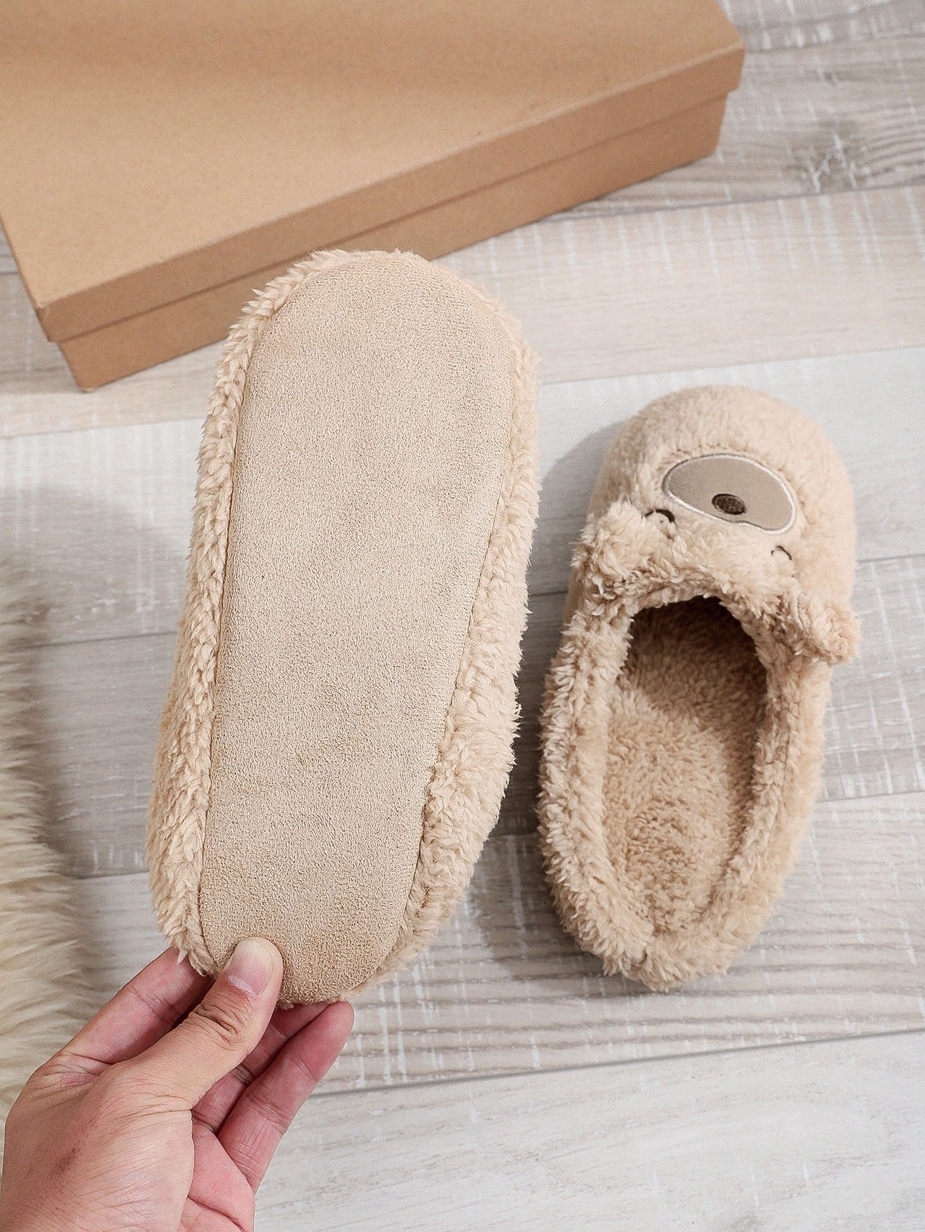 Cute Round Toe Brown Toe Ring In Stock Couple Soft Bottom Flat Heel Medium Mouth Suede Cotton Slippers Limorista