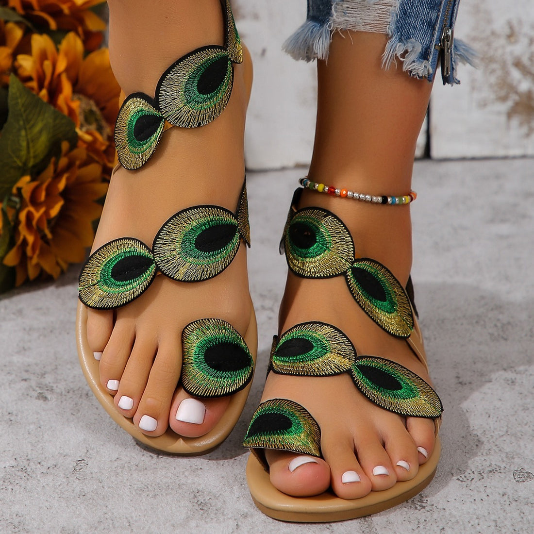 Fashion Peacock Embroidery Pattern Flat Sandals Summer Vacation Casual Clip Toe Beach Shoes For Women Limorista