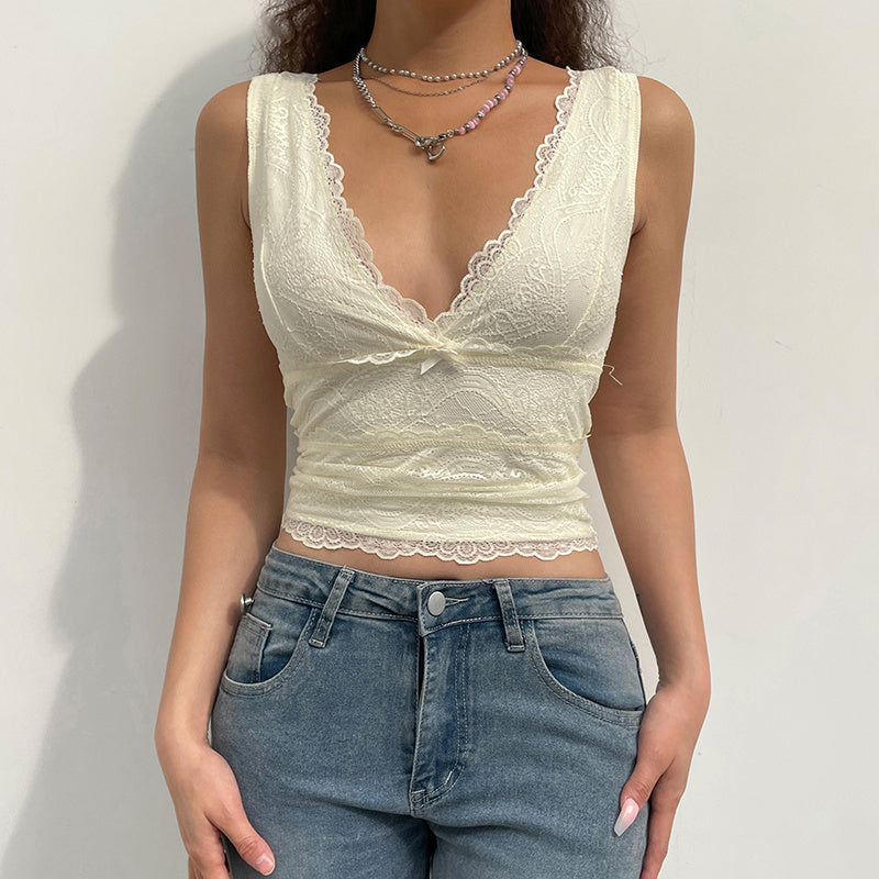 Double Layer Vest With Large V-neck Lace Limorista