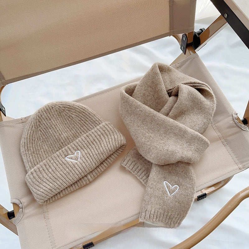 Heart Embroidery Solid Color Children Woolen Knitted Hat Limorista
