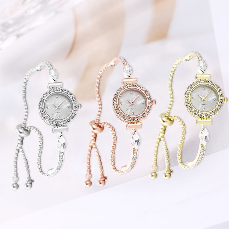 Diamond Dial Decorative Pull-out Bracelet Watch Limorista