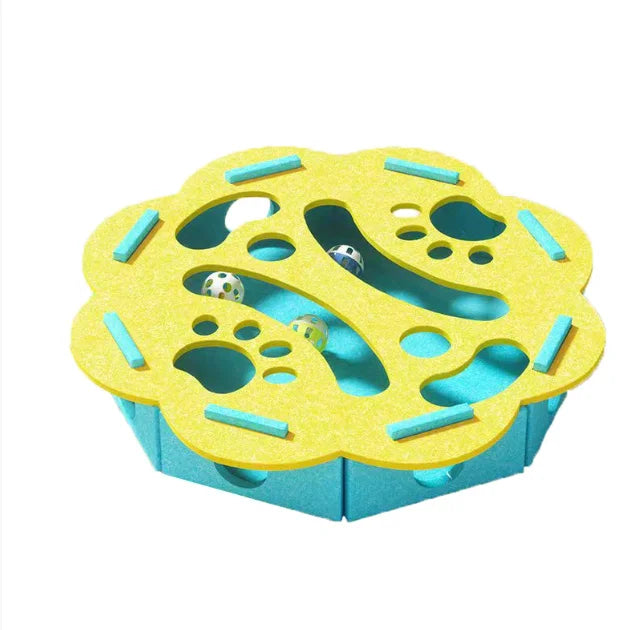 Limorista |Felt Kitty Puzzle Maze Toy – 2 Random Balls for Indoor Play &amp; Exercise