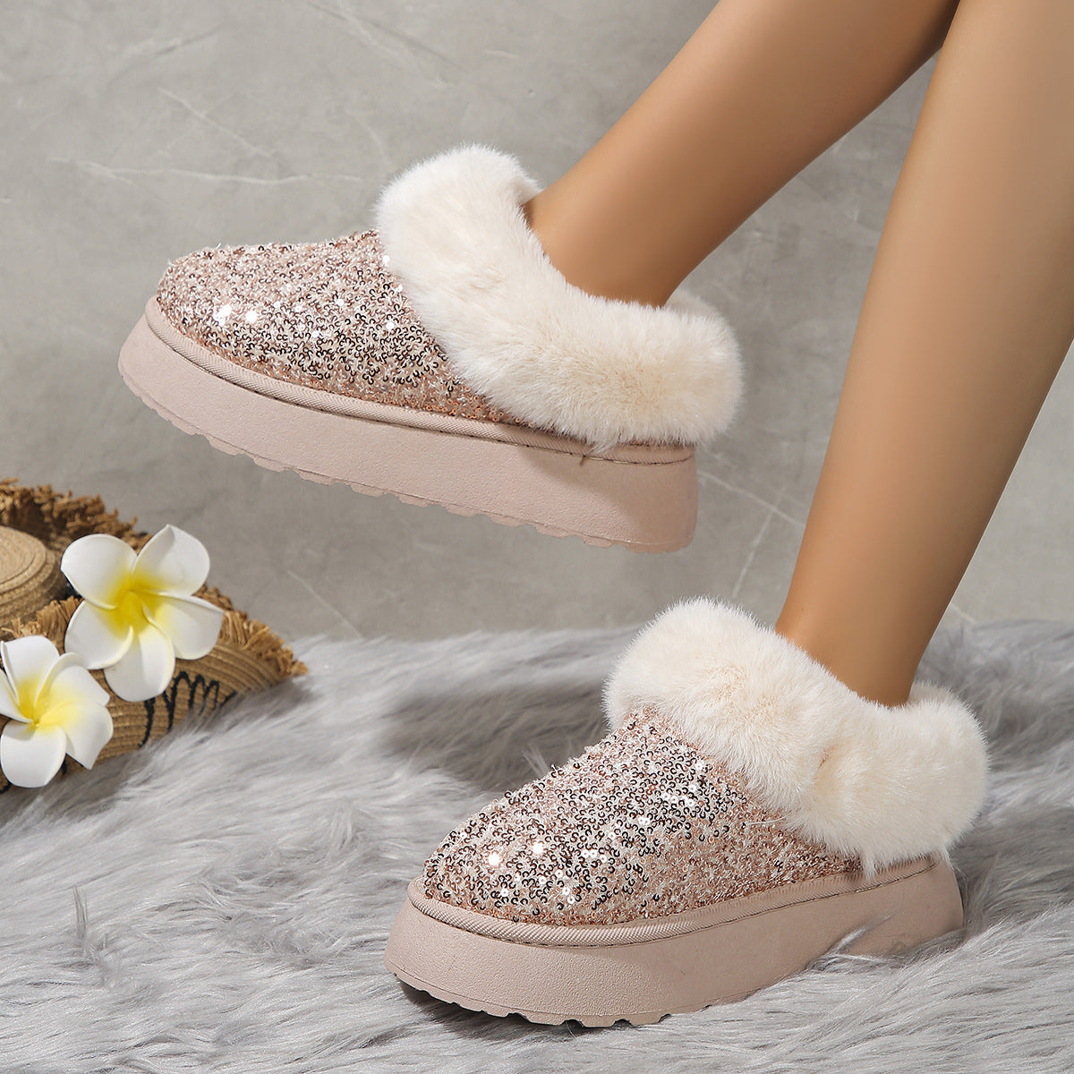 Fashion Sequined Thick-soled Plush Shoes Winter Indoor And Outdoor Casual Warm Slippers Women Garden House Shoes Limorista