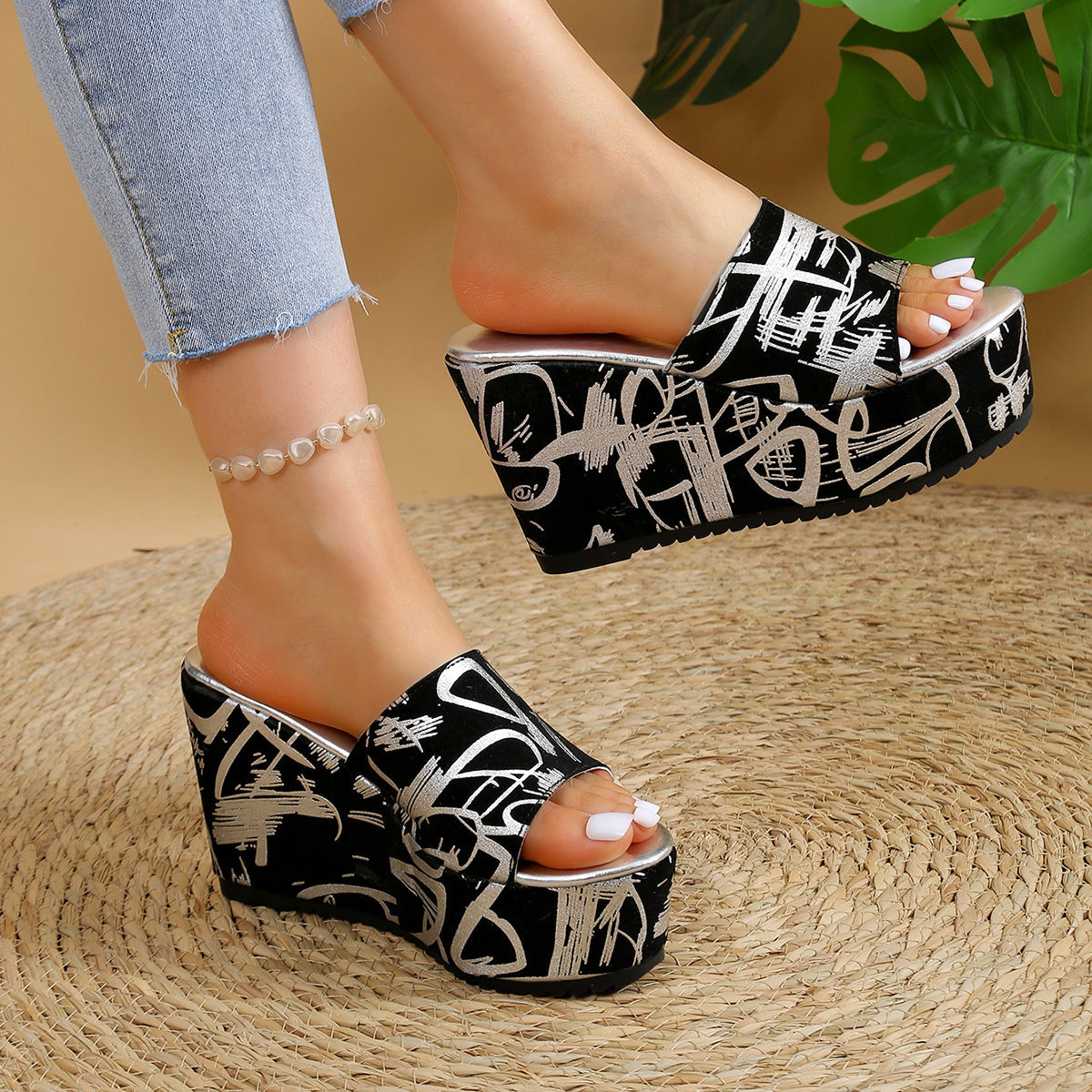 Round Toe Wedge Printed Slippers Limorista