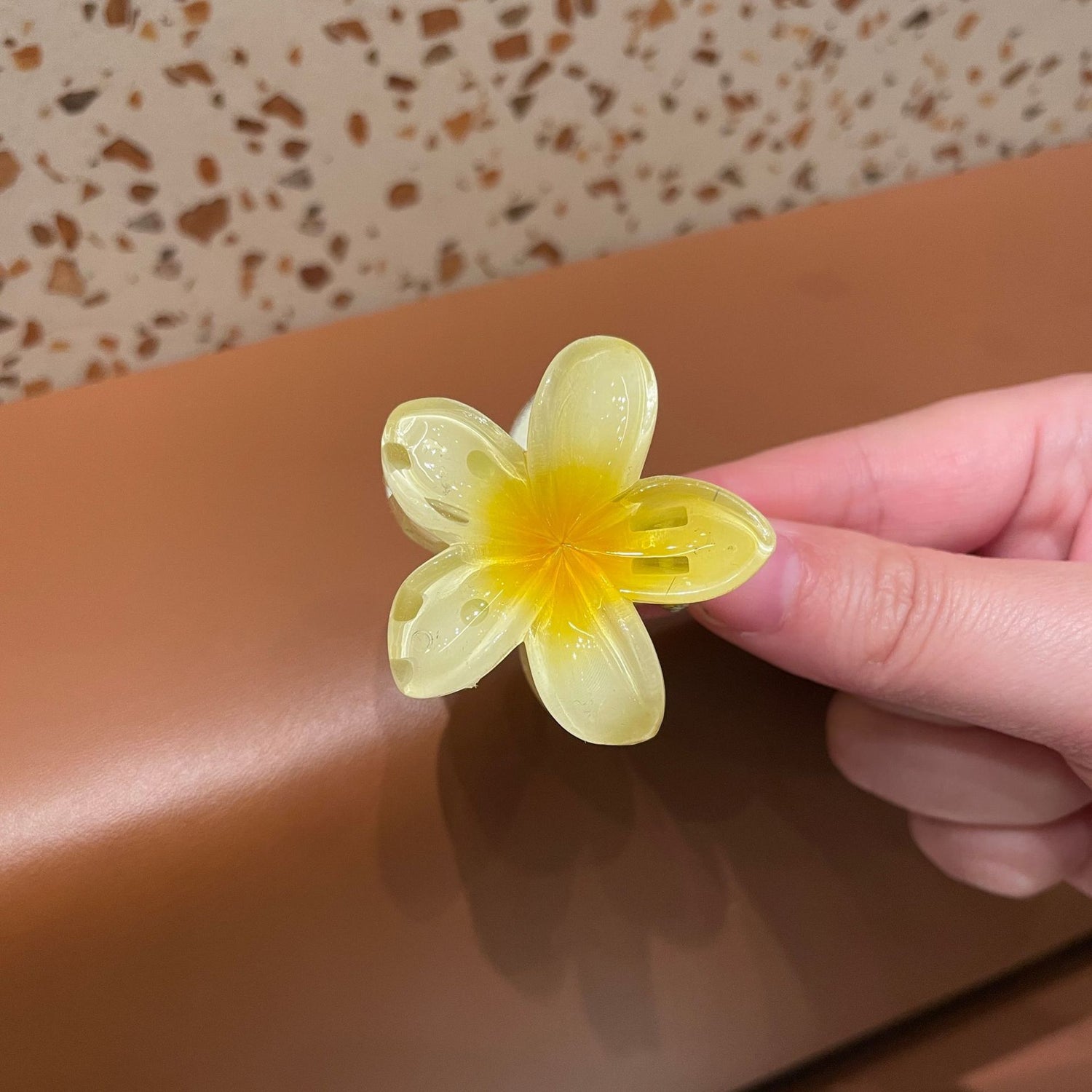 4CM Plumeria Rubra Grip Flower Barrettes Female Limorista