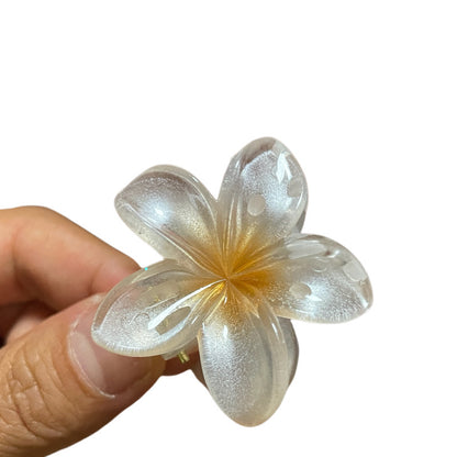 4CM Plumeria Rubra Grip Flower Barrettes Female Limorista
