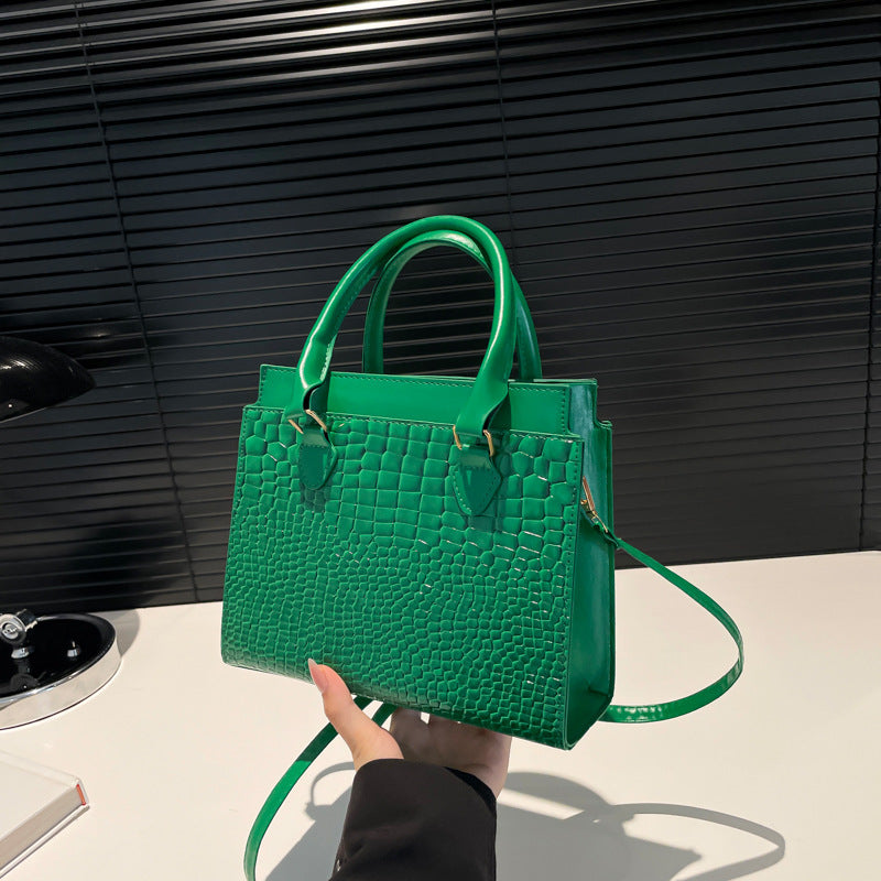 Large-capacity Textured Commuter Tote Pattern Shoulder Messenger Bag Limorista