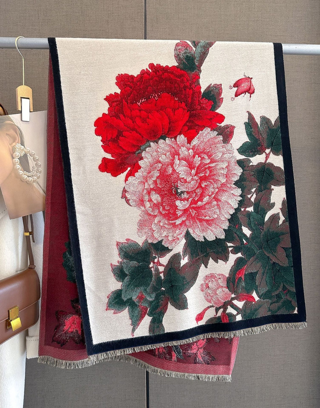 Retro Floral Artificial Cashmere Scarf Women&