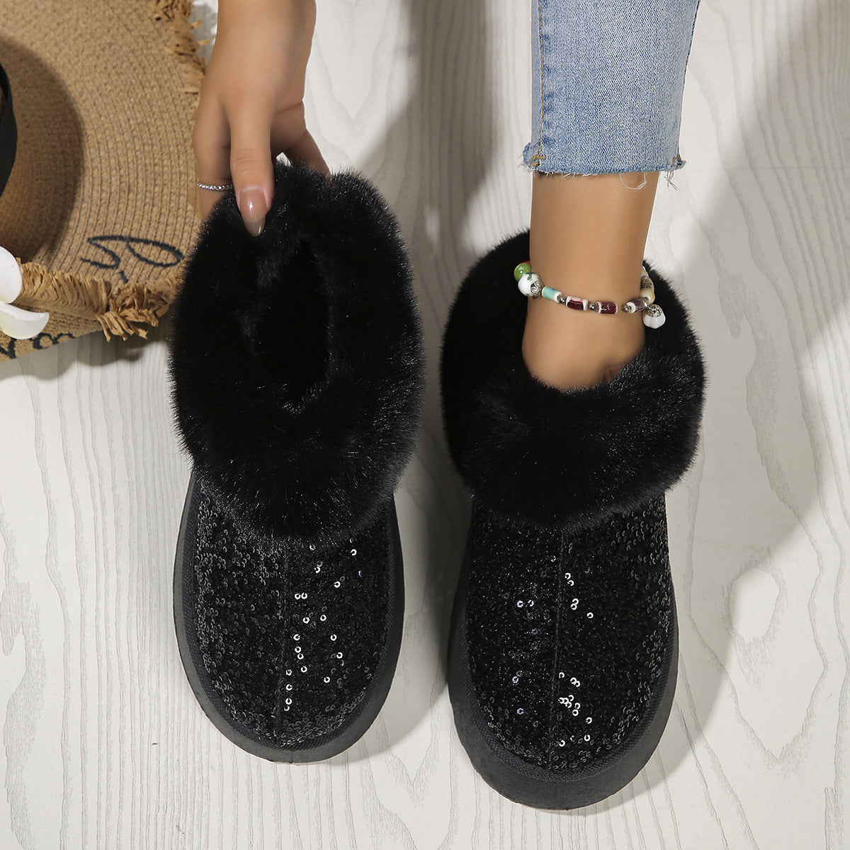 Fashion Sequined Thick-soled Plush Shoes Winter Indoor And Outdoor Casual Warm Slippers Women Garden House Shoes Limorista