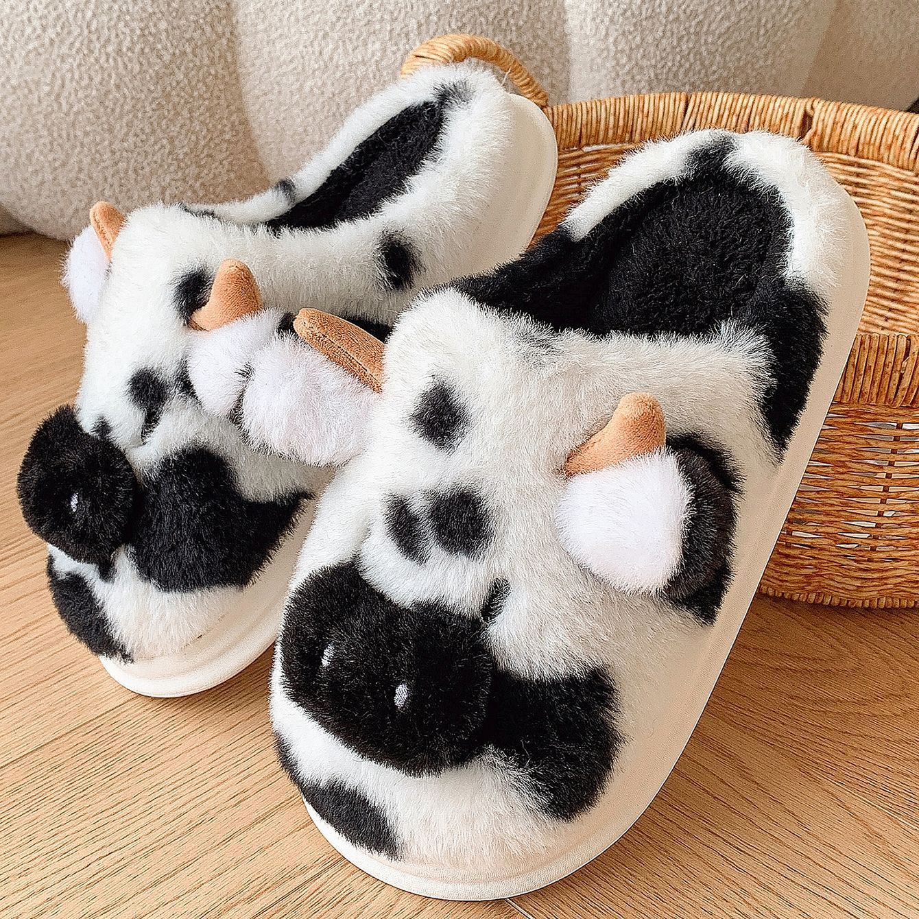 Cute Cartoon Cow Plush Slippers Winter Warm Indoor Bedroom Floor Fuzzy Slipper Couple Non-slip House Shoes Limorista